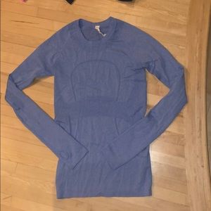 lululemon long sleeve shirt
